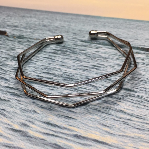 Silver Toned Geometric Bracelet - Picture 2 of 7